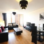Vizion Short Stay Apartments Milton Keynes UK - Urban Stay corporate accommodation - living room 2