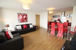 Vizion Short Stay Apartments Milton Keynes UK - Urban Stay corporate accommodation - living room 7