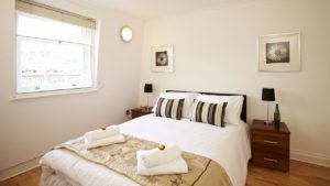 London Victoria Apartments Westminster - Urban Stay Corporate Accommodation - bedroom