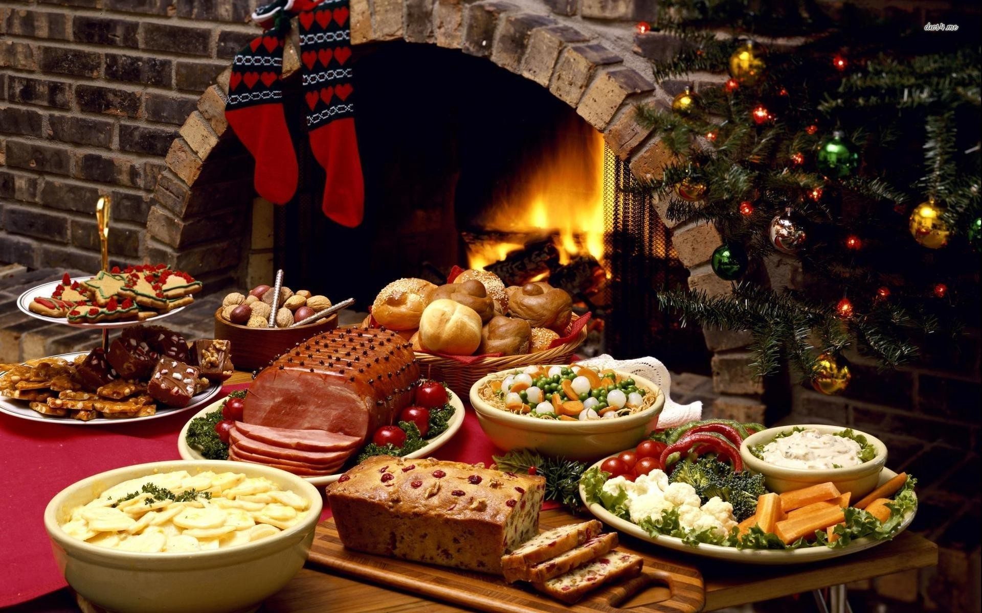 Top 8 Christmas Activities London - Try Amazing British Christmas Food