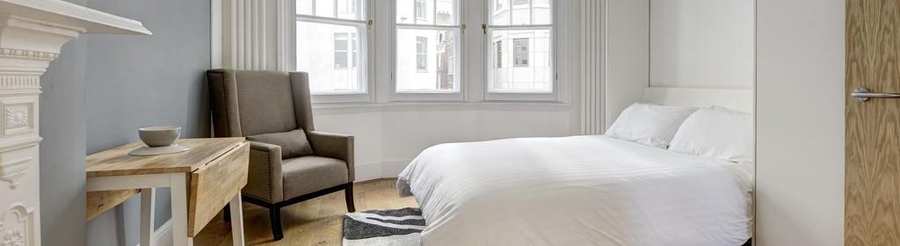 Budget Accommodation London Cannon Street Studio Apartments Urban Stay 2