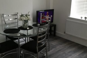 Hatfield Serviced Apartments - Book King George House Holiday Accommodation today! The ideal self-catering accommodation in Hatfield with free Wifi.