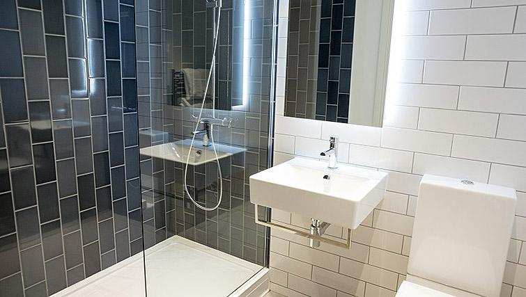 Corporate Accommodation Canary Wharf Masthead | Urban Stay