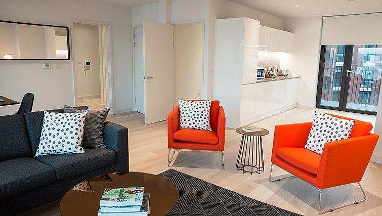 Corporate Accommodation Canary Wharf Masthead | Urban Stay