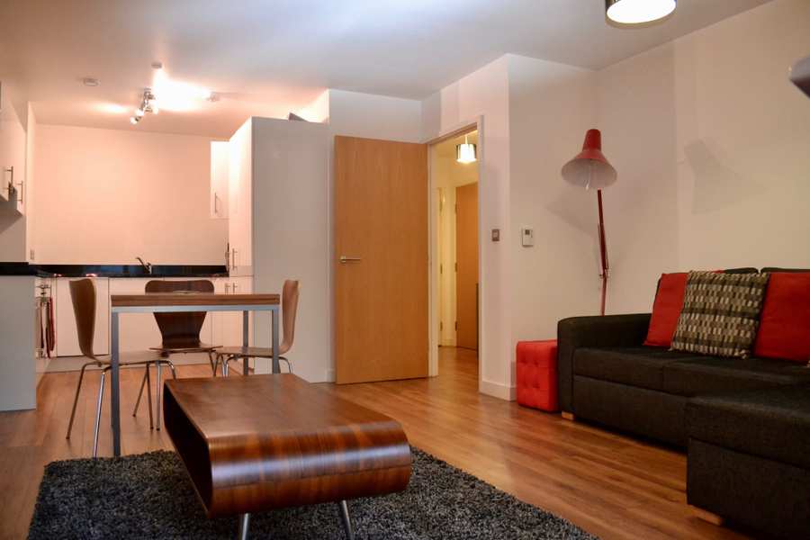 Old Street Apartments – Short Let Accommodation Shoreditch London| Urban Stay Old-Street-Apartments---Short-Let-Accommodation-Shoreditch-London-–-Cheap-serviced-apartments-London---wifi,-fully-equipped-kitchen,-private-balcony,-great-service---Urban-Stay