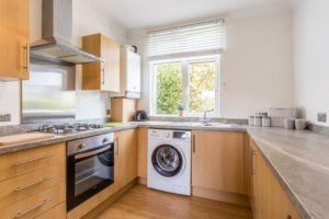 Short Let Accommodation Southend - Leigh-on-Sea Serviced Apartments. Self-catering holiday accommodation Southend-on-Sea – Free Wifi and Parking. Cheap Apartments close to the beach and Southend Airport. | Urban Stay