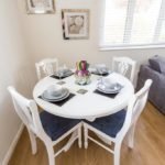 Short Let Accommodation Southend - Leigh-on-Sea Serviced Apartments. Self-catering holiday accommodation Southend-on-Sea – Free Wifi and Parking. Cheap Apartments close to the beach and Southend Airport. | Urban Stay