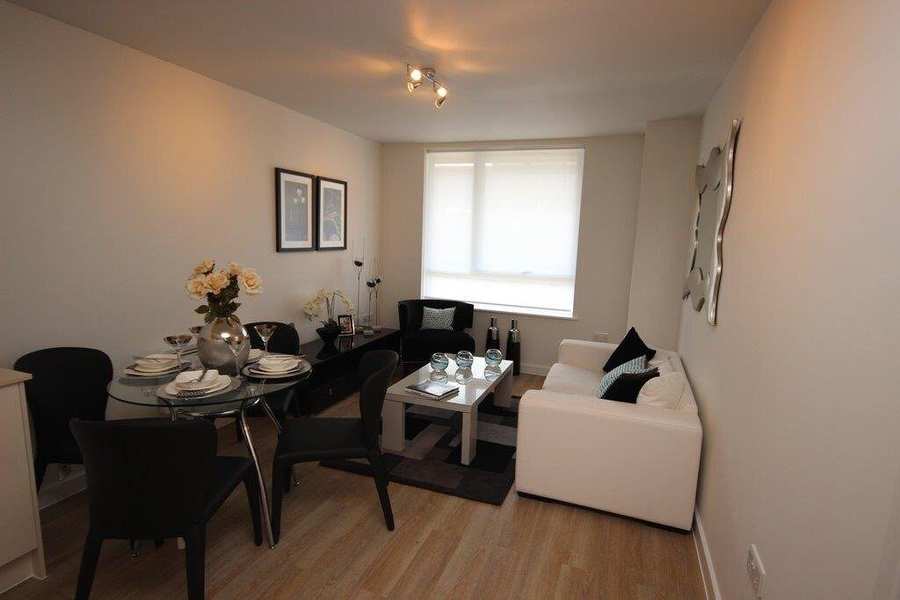 Town Centre Serviced Apartments - North London Serviced Apartments - Hatfield | Urban Stay