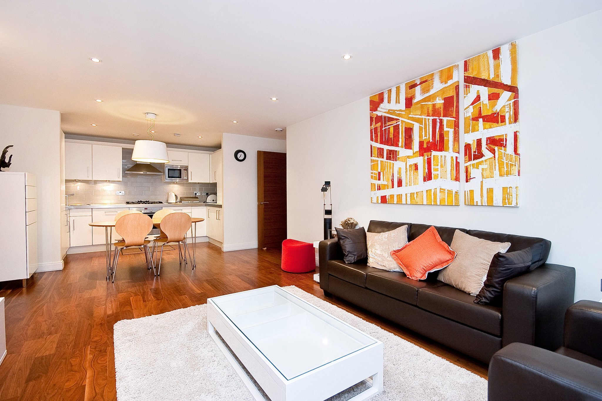 Serviced-Accommodation-Barbican-|-Serviced-Apartments-Clerkenwell-London-City-|-Corporate-Accommodation-London-City-|-BEST-RATES---NO-FEES-|-BOOK-NOW!!-Urban-Stay