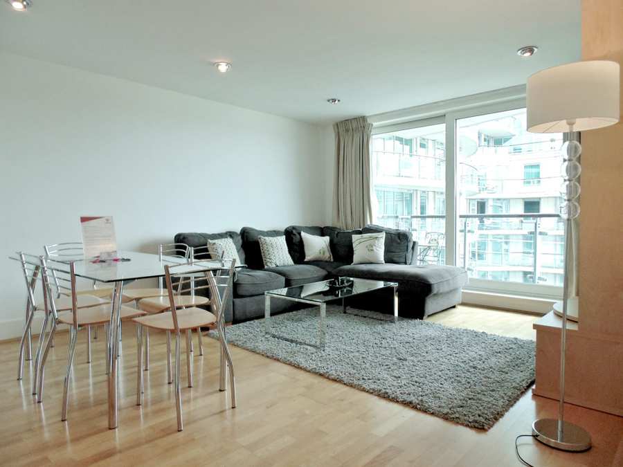 Serviced Accommodation Vauxhall – Short Let Apartments London | Urban Stay Serviced-Accommodation-Vauxhall---Short-Let-Apartments-London.-Book-Serviced-Apartment-in-London-now!-Low-Rates,-Great-Service,-30%-Cheaper-than-a-Hotel!