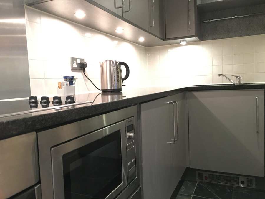 Serviced Accommodation Vauxhall – Short Let Apartments London | Urban Stay Serviced-Accommodation-Vauxhall---Short-Let-Apartments-London.-Book-Serviced-Apartment-in-London-now!-Low-Rates,-Great-Service,-30%-Cheaper-than-a-Hotel!