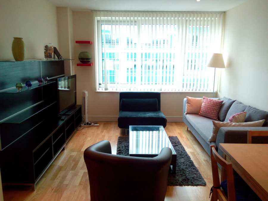 Serviced Accommodation Vauxhall – Short Let Apartments London | Urban Stay Serviced-Accommodation-Vauxhall---Short-Let-Apartments-London.-Book-Serviced-Apartment-in-London-now!-Low-Rates,-Great-Service,-30%-Cheaper-than-a-Hotel!