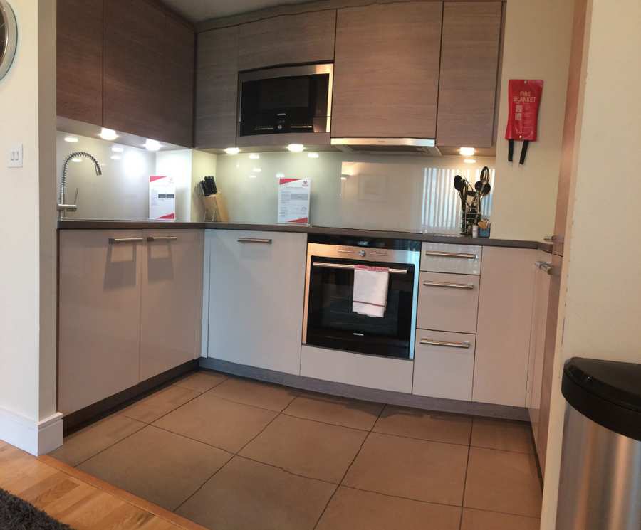 Img 3014 Serviced-Accommodation-Vauxhall---Short-Let-Apartments-London.-Book-Serviced-Apartment-in-London-now!-Low-Rates,-Great-Service,-30%-Cheaper-than-a-Hotel!