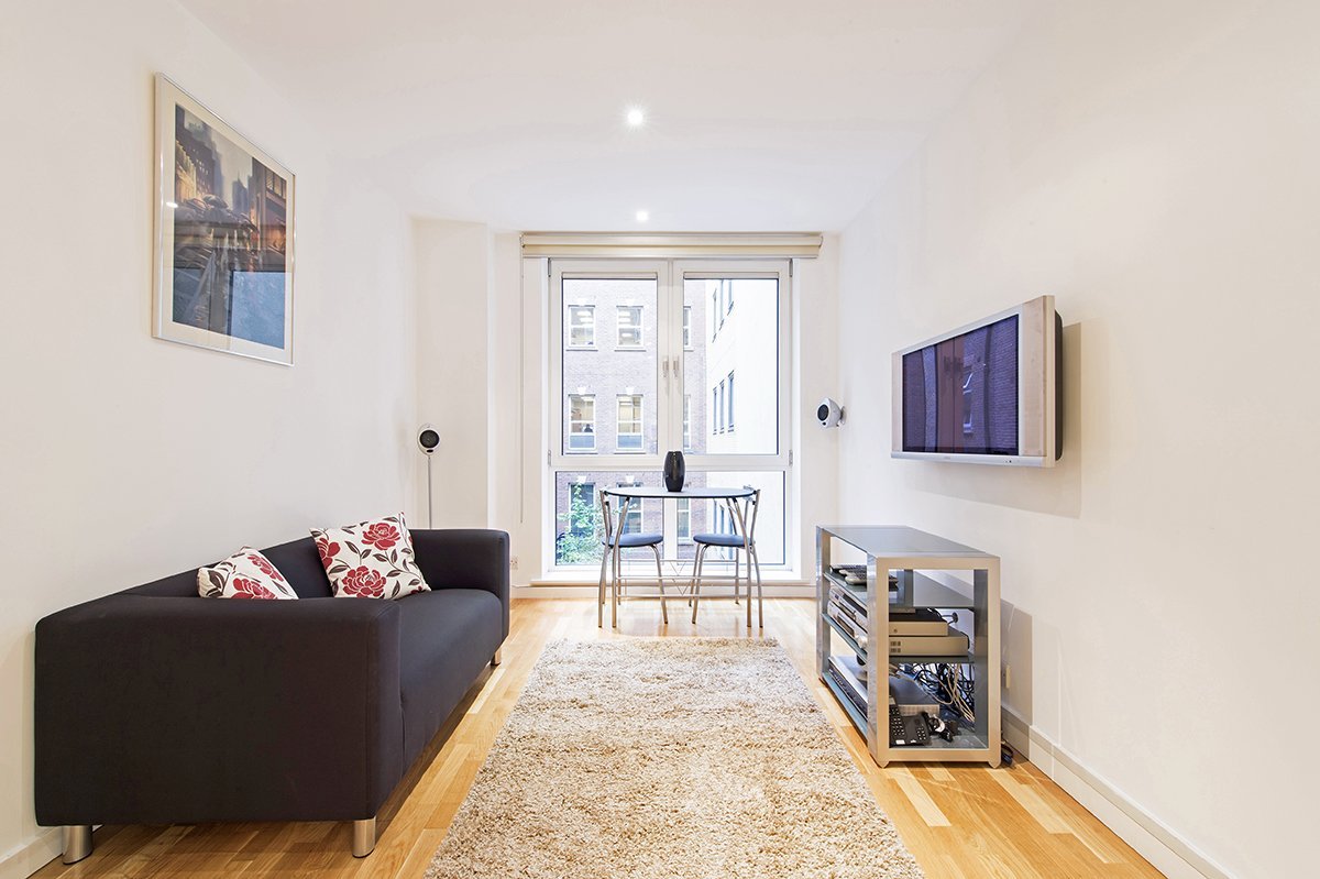 Serviced-Accommodation-Farringdon-|-Serviced-Apartments-Near-Chancery-Lane,-Clerkenwell,-Barbican-|-London-City-Short-Let-Apartments-|-BEST-RATES---BOOK-NOW-|-Urban-Stay