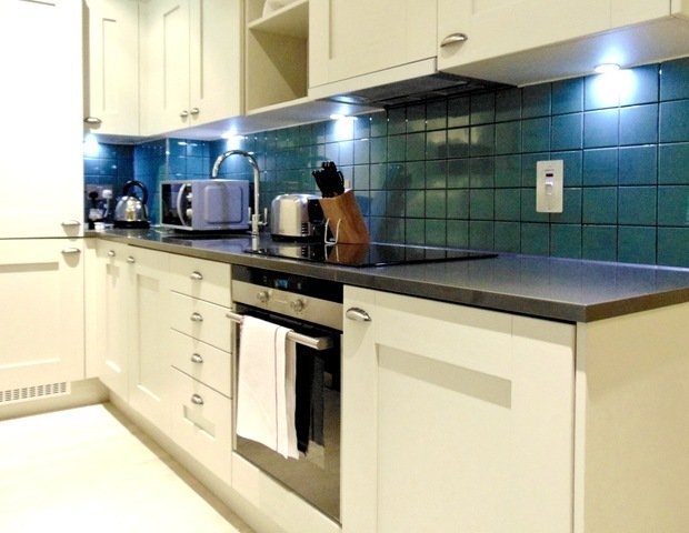 Corporate-Accommodation-London-|-Cheap-St-Pauls-Executive-Apartments-|-Free-Wi-Fi|-Fully-Equipped-Kitchen|-Lift-|0208-6913920|-Urban-Stay
