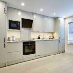 Modern Maidenhead Apartments - Brand New Serviced Apartments Maidenhead - Call Urban Stay Today to Book - Free Wi-fi - Weekly Housekeeping Services