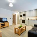 Modern Maidenhead Apartments - Brand New Serviced Apartments Maidenhead - Call Urban Stay Today to Book - Free Wi-fi - Weekly Housekeeping Services