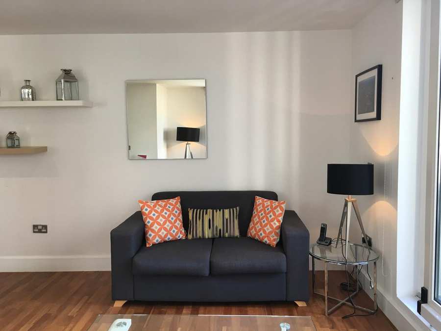 Tower Hill Serviced Apartments Tower-Hill-Corporate-Apartments---Book-Still-Life-Tower-Hill-With-Urban-Stay-Today---Free-Wi-Fi---Weekly-Linen-Clean---Book-Now!!!!!