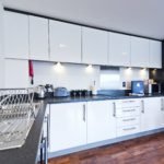 Modern Uxbridge Apartments - Kings Island Apartments - Book Today With Urban Stay For The Best Available Rates - Free Wi-Fi - Full Sky TV Package