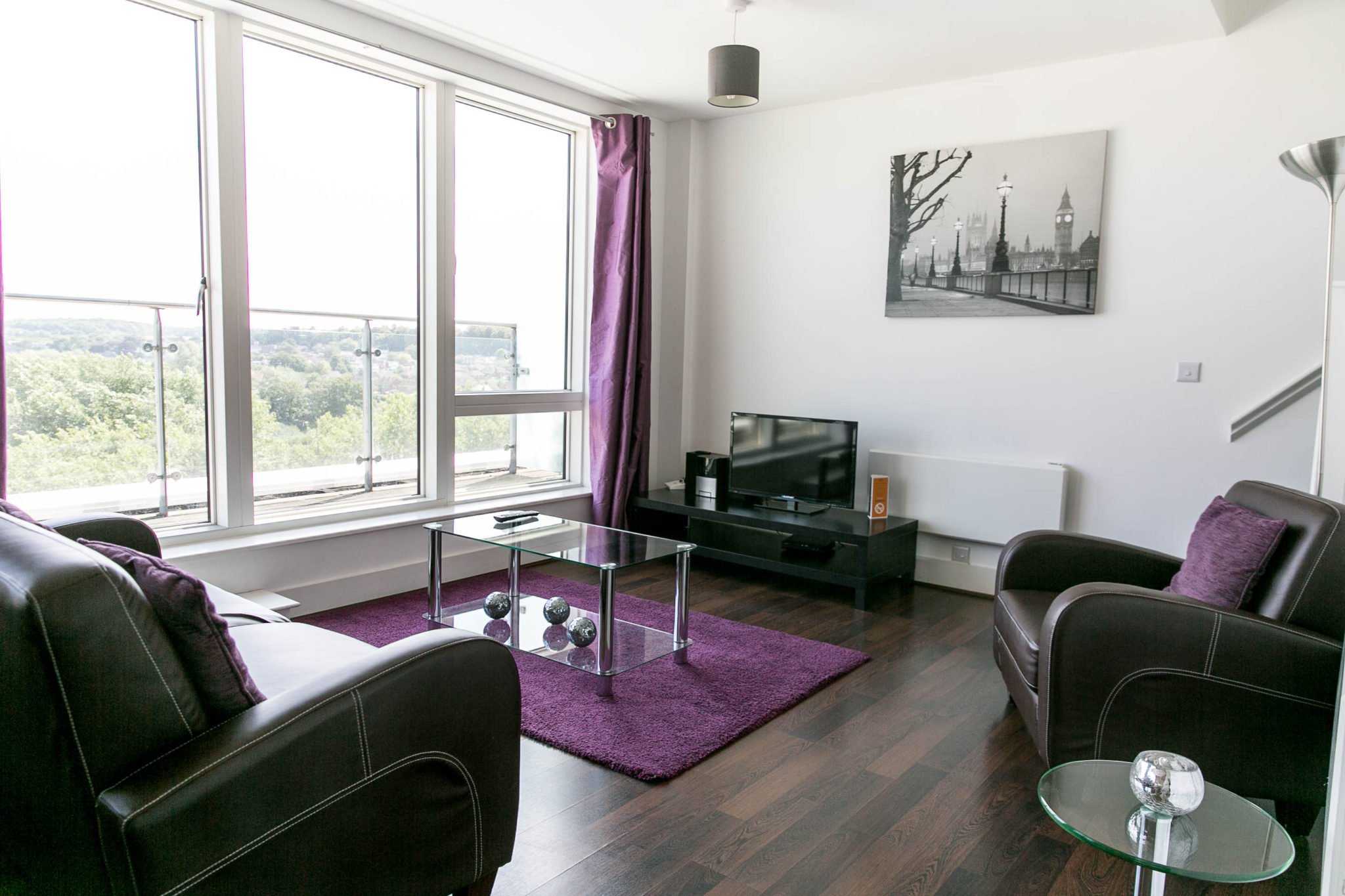 Serviced-Apartments-Basingstoke-UK-|-Serviced-Corporate-Accommodation-Hampshire-|-Short-Lets-Basingstoke-|-Cheaper-than-Hotel-|BEST-RATES--NO-FEES--BOOK-NOW---Urban-Stay