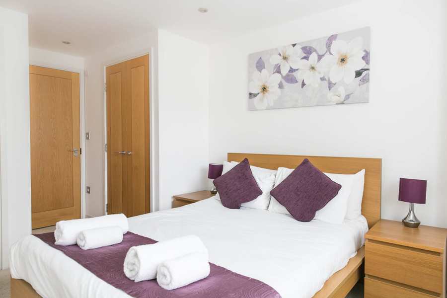 The Atrium Apartments Serviced Apartments - Camberley | Urban Stay