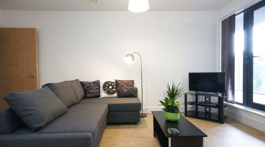 Luxury East London Apartments - Andora Apartments - Book Now With Urban Stay For The Best Rates Gauranteed! - Free Wi-Fi - CCTV