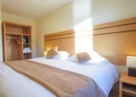 Crompton Court London Serviced Apartments One Bedroom Bedroom 2 4