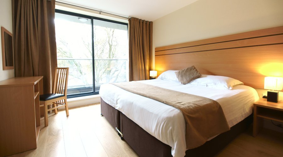 Lodge Drive Apartments - North London Serviced Apartments - London | Urban Stay