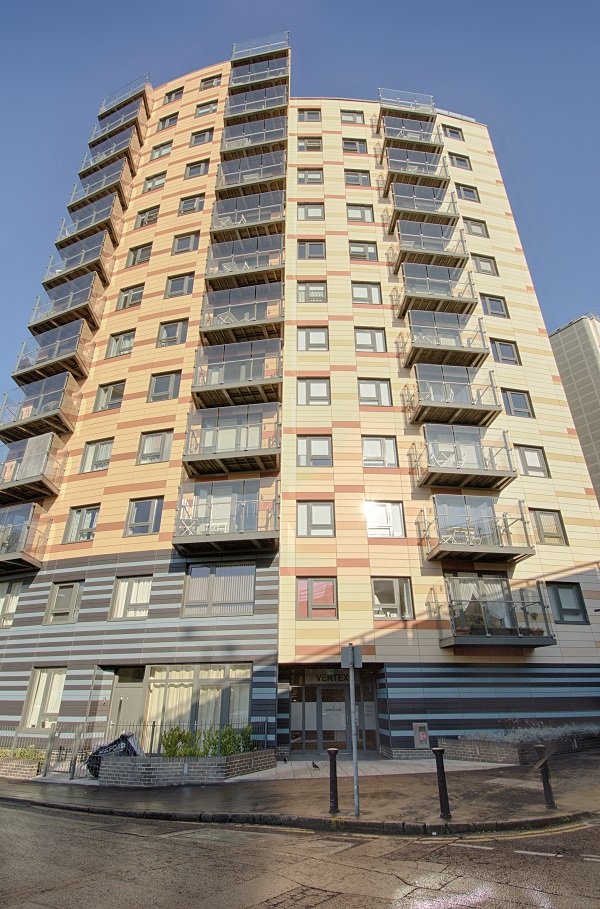 Croydon-Corporate-Accommodation-South-London-|Cheap-Short-Let-Apartments-Near-London-|-Croydon-Serviced-Apartments-|-Free-Wifi---Balcony---Lift---Bills-Incl