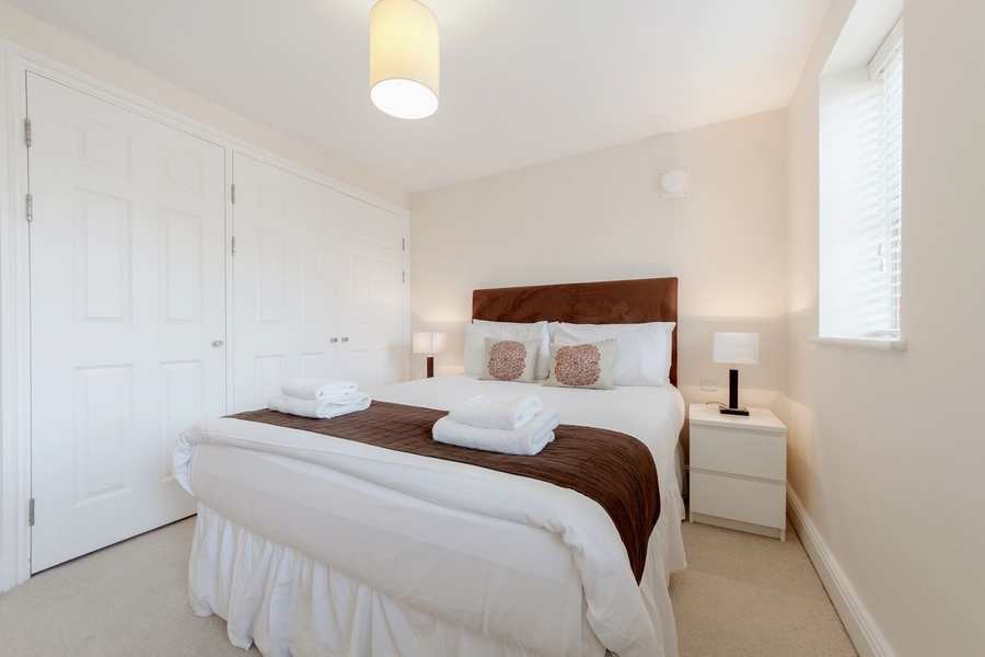 Cascades Court Apartments - West London Serviced Apartments - London | Urban Stay