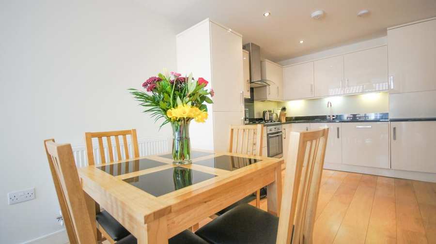 Wood Green Shortlets London – Crompton House Apartments | Urban Stay Wood-Green-Shortlets-London-|Â Alexandra-Palace-Accommodation-|-Serviced-Apartments-North-London-|-Cheap-Corporate-&-Holiday-Accommodation-London-|-BOOK-NOW---Urban-Stay