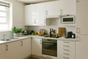 Beautiful Maida Vale Serviced Apartments - Europa House - Book Today With Urban Stay For The Best Rates Guaranteed! - Free WiFi - Daily Housekeeping