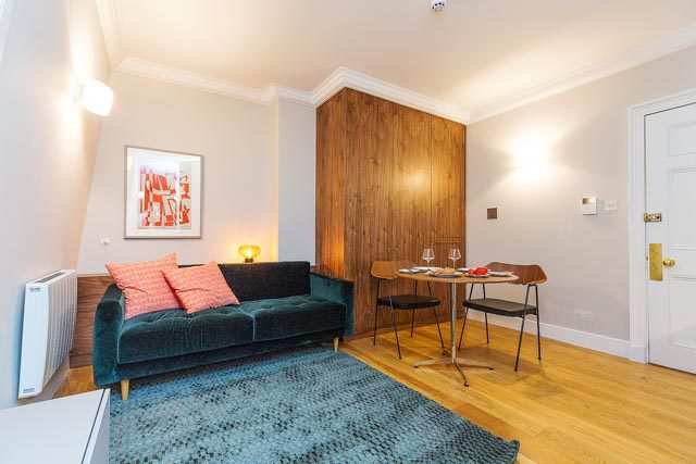 Bank Serviced Apartments Looking-for-accommodation-near-Bank,-Cannon-Street-or-The-City-of-London?-our-Bank-Corporate-Apartments-London-are-now-available!-Book-today-for-great-rates