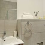 Discover comfort at College Road Apartments. Enjoy spacious living, excellent transport links, and nearby attractions for work or leisure! | Urban Stay