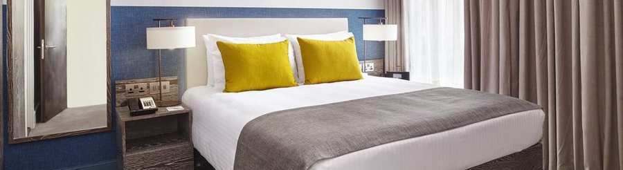 Vauxhall Luxury Apartments Looking for luxury accommodation in Vauxhall? Why not book our lovely Vauxhall Luxury Apartments at Vauxhall Walk Aparthotels. Book today for great rates.