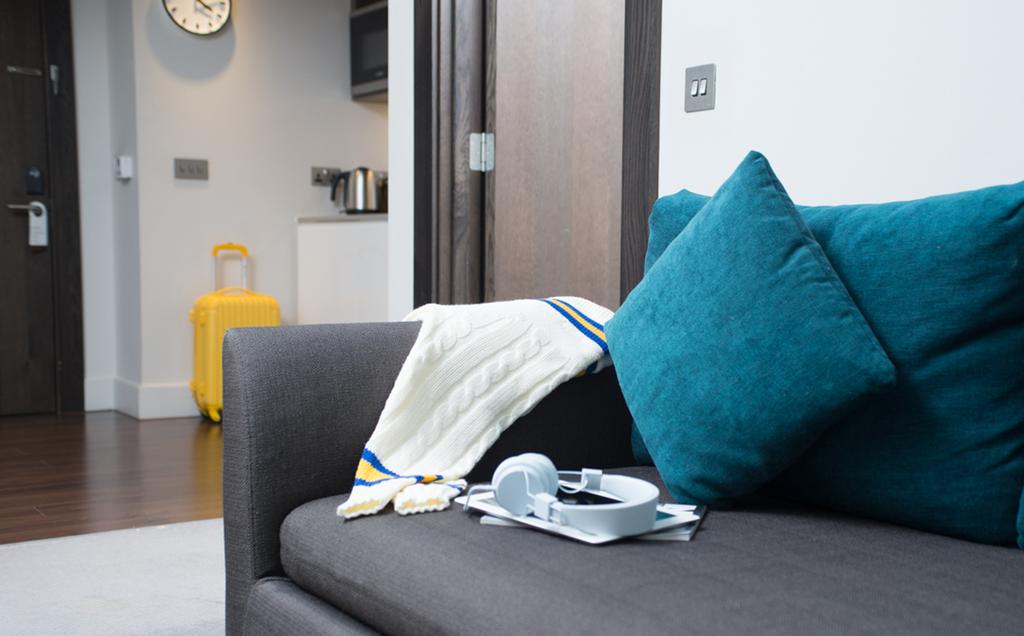 Looking-for-luxury-accommodation-in-Vauxhall?-Why-not-book-our-lovely-Vauxhall-Luxury-Apartments-at-Vauxhall-Walk-Aparthotels.-Book-today-for-great-rates.