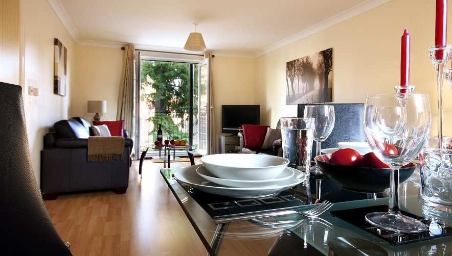 Central Gate Apartments Serviced Apartments - Newbury | Urban Stay