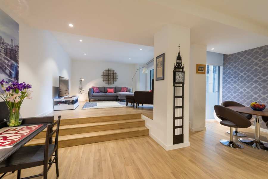 Are you looking for affordable accommodation near Holborn? why not book our Chancery Lane Apartments Star Yard London today with Urban Stay for great rates.