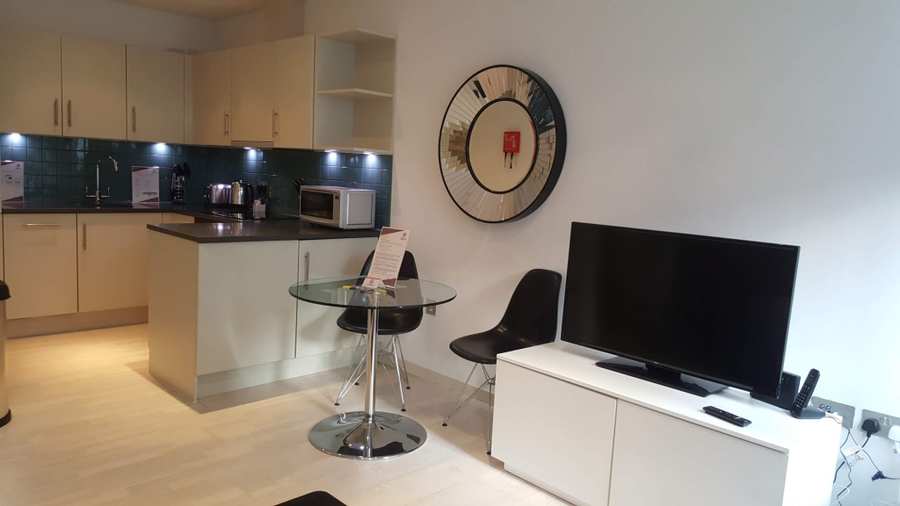 Corporate Accommodation London – St Pauls’ Executive Apartments | Urban Stay Corporate-Accommodation-London-available-now!-Book-cheap-St-Pauls-Executive-Apartments-with-free-Wi-Fi,-Fully-equipped-kitchen-&-Lift.
