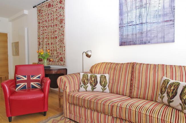 Looking for affordable accommodation within the City of London? why not book our lovely Clerkenwell City Apartment at Bakers Row. Call today for great rates