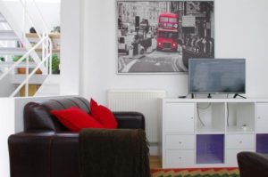 Looking for affordable accommodation in Camden? why not book our Camden Serviced Apartment on Mornington Street. Call today for great rates.