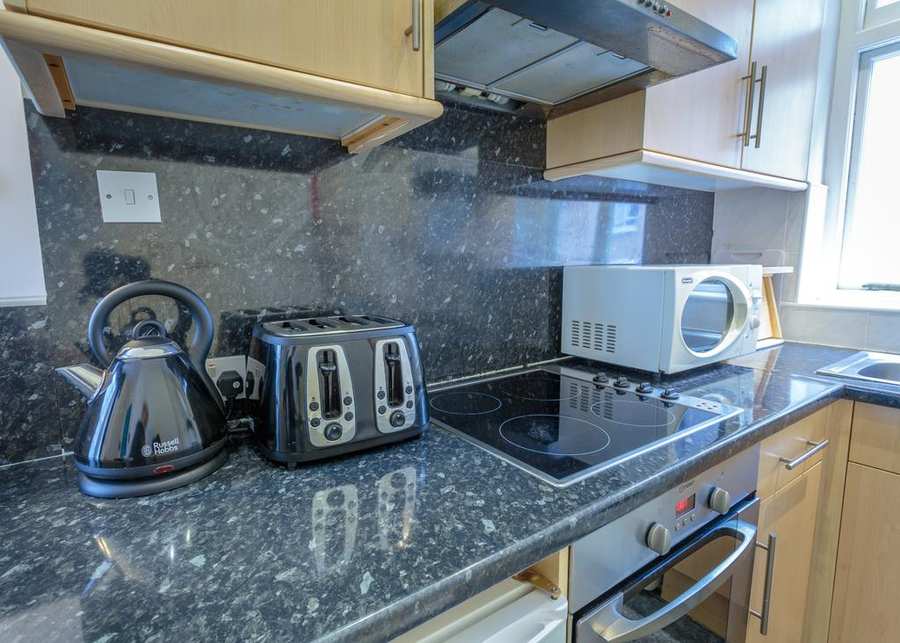 West Kensington Shortlets Looking-for-affordable-apartments-in-Kensington-or-Hammersmith?-why-not-book-our-West-Kensington-Shortlets-on-Castletown-Road.-Book-today-for-great-rates.