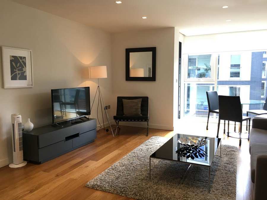 Islington Serviced Apartments, London available now! Book Cheap Old street Executive Apartments with Free Wifi and Air Conditionin