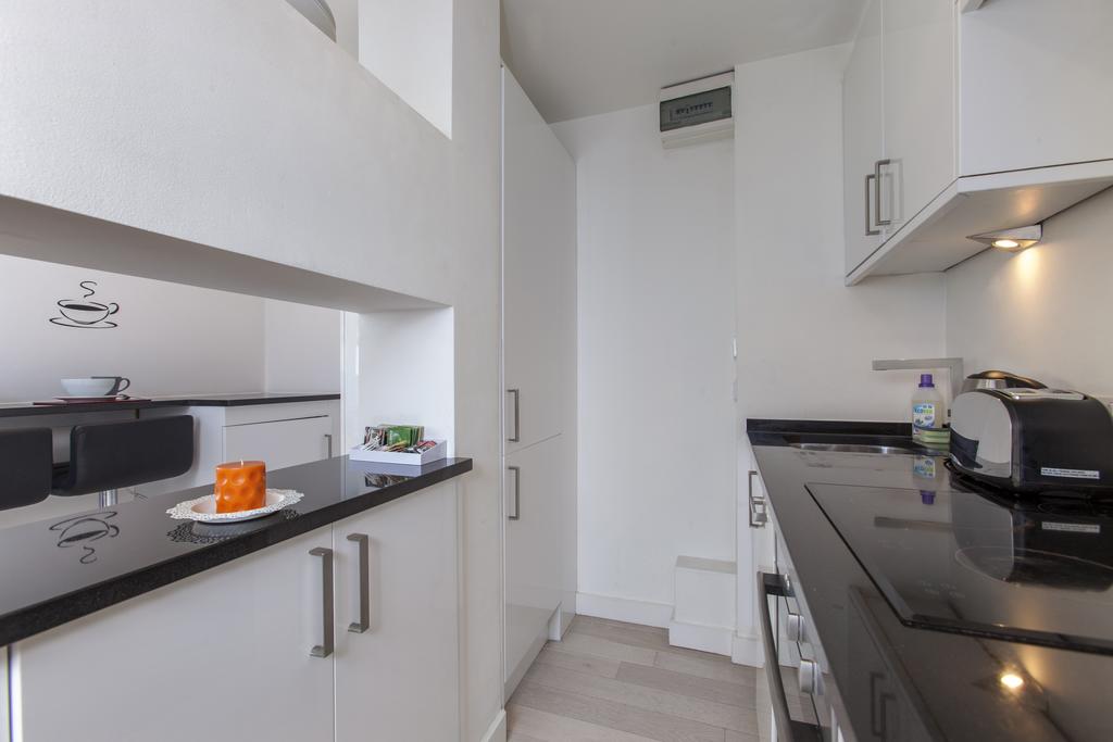 Looking-for-accommodation-in-West-End?-we-have-modern-apartments-available-at-our-Piccadilly-Circus-Apartments-Panton-Street.-Call-us-today-for-great-rates.