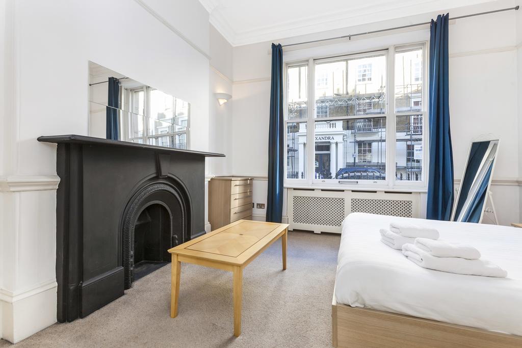 Looking-for-apartments-in-Bayswater-or-Paddington?-why-not-book-our-Paddington-Shortlet-Apartments-Sussex-Place.-Call-Urban-Stay-today-for-great-rates.