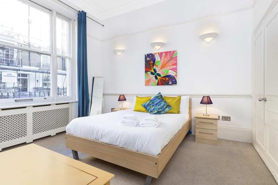 Paddington Shortlet Apartments Looking-for-apartments-in-Bayswater-or-Paddington?-why-not-book-our-Paddington-Shortlet-Apartments-Sussex-Place.-Call-Urban-Stay-today-for-great-rates.