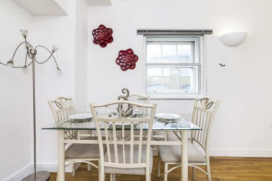 Kings Cross Shortstays Looking-for-accommodation-in-Kings-Cross?-why-not-book-our-lovely-Kings-Cross-Shortstays-Apartment-in-York-Way.-Call-today-for-great-rates.