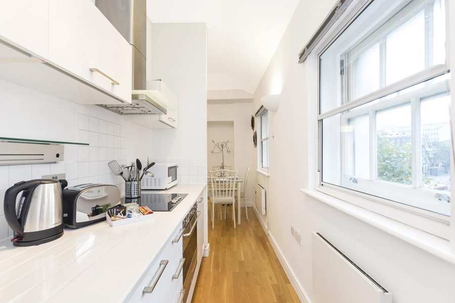 Kings Cross Shortstays Looking-for-accommodation-in-Kings-Cross?-why-not-book-our-lovely-Kings-Cross-Shortstays-Apartment-in-York-Way.-Call-today-for-great-rates.