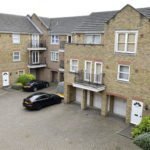 Looking for affordable apartments in Richmond or Kingston? why not book our lovely Richmond Shortstay Apartments? call Urban Stay today for great rates.
