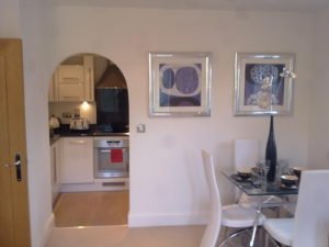 Looking for affordable apartments in Richmond? why not book our lovely Richmond Shortlet Apartment today. Call Urban Stay now for great rates.